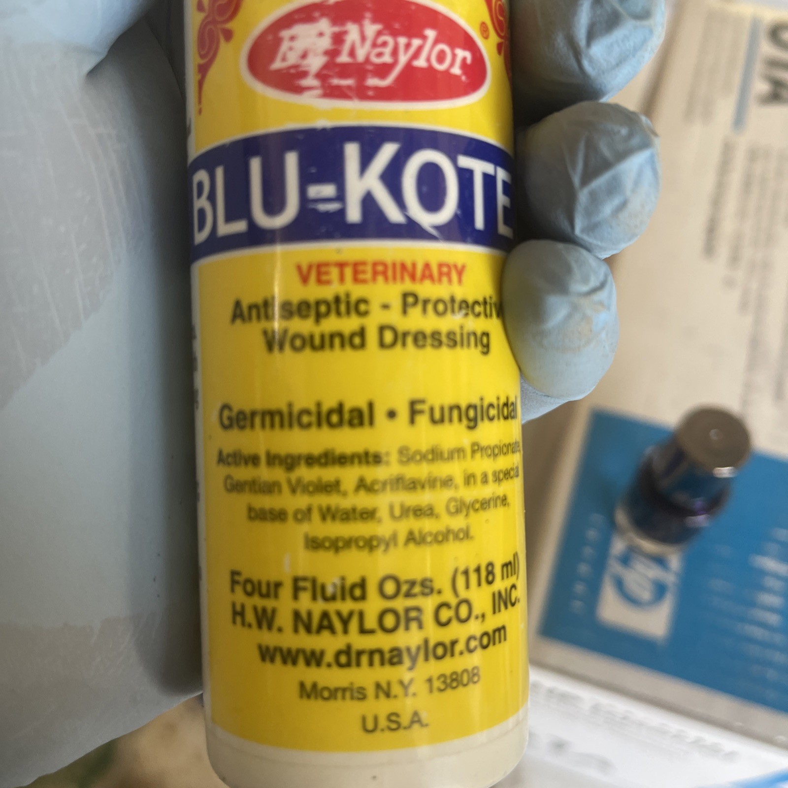 Dr. Naylor Blu-Kote with Pump Horse Dog 4oz Antiseptic & Protective Wound