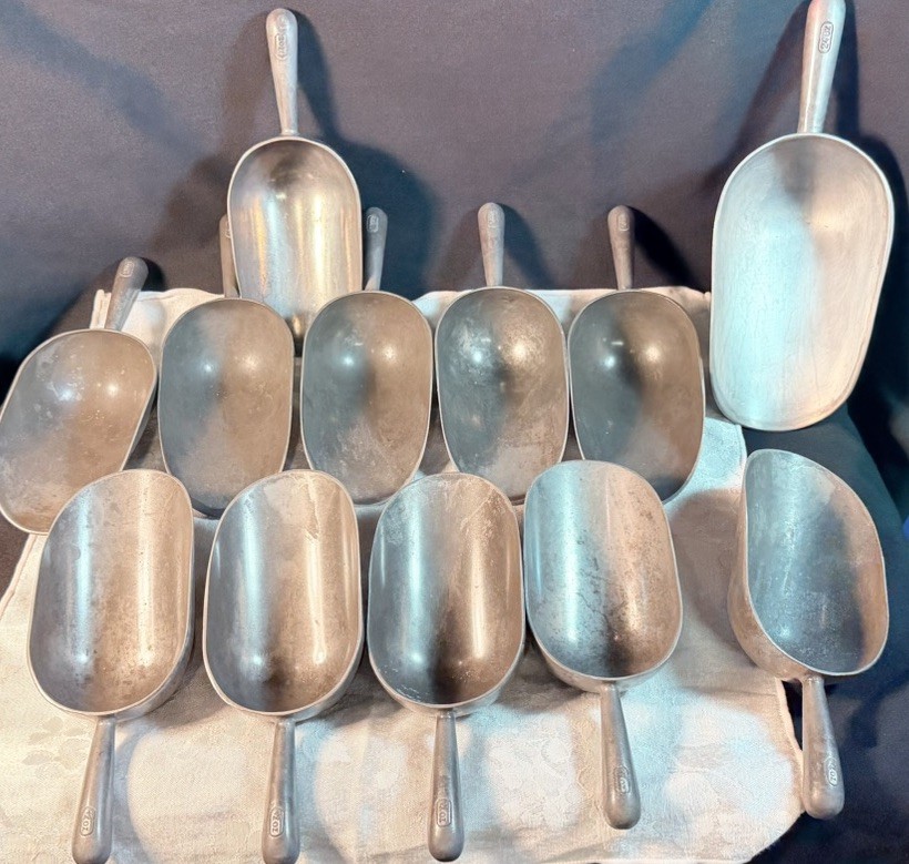 Lot of 12 Aluminum Scoops 11x 12oz + 1x 24oz Commercial Use Food Safe Scoopers