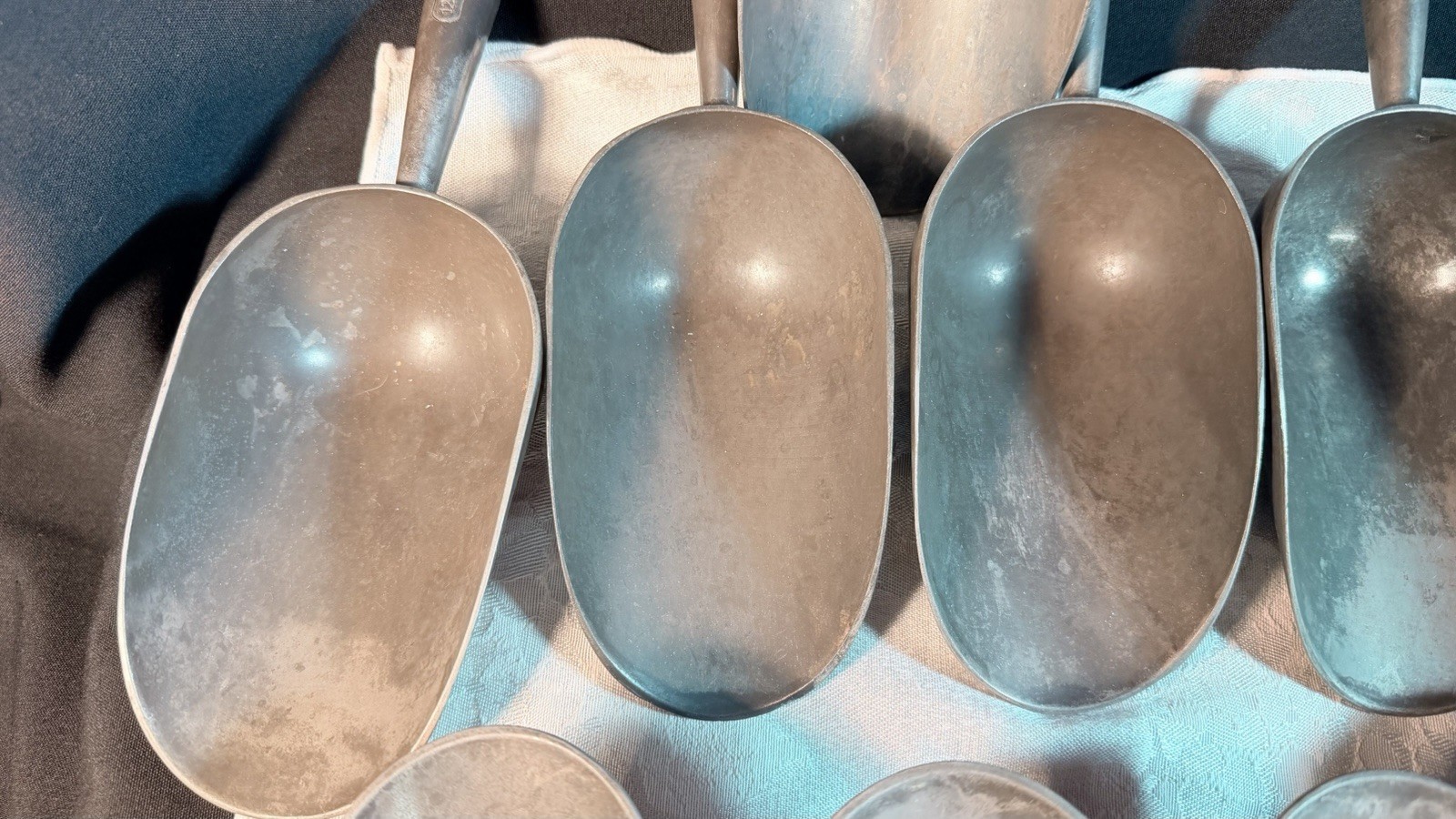 Lot of 12 Aluminum Scoops 11x 12oz + 1x 24oz Commercial Use Food Safe Scoopers