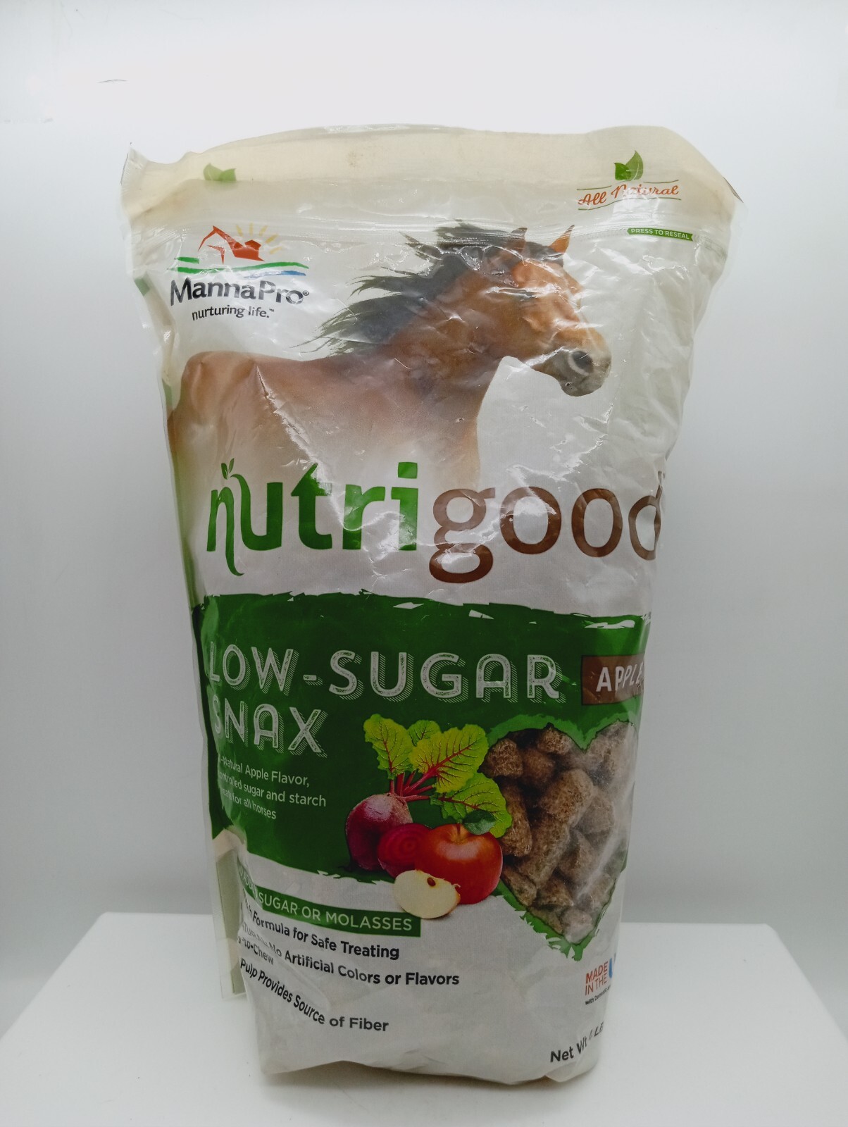 Nutrigood Low-Sugar Snax | Apple Flavor Horse Treats | 4 Pounds